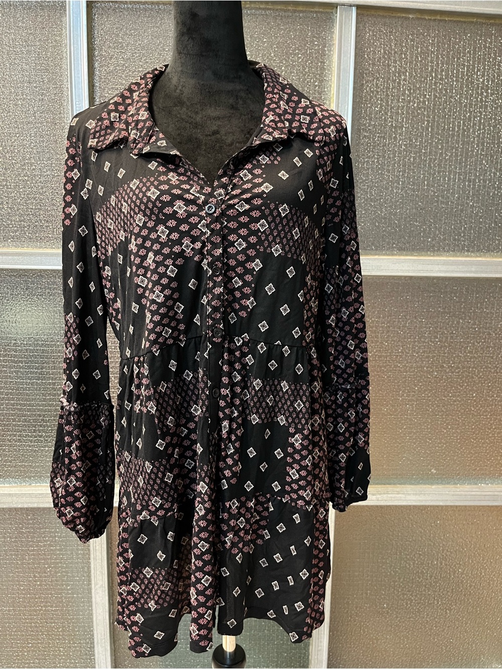 Style & Co. Blouse/Tunic with Pink and White Geometric Print